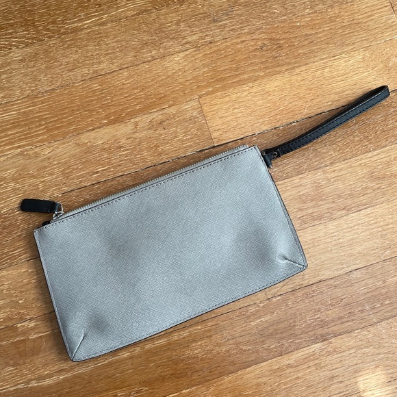 CALVIN Klein Wristlet - Picture 5 of 5
